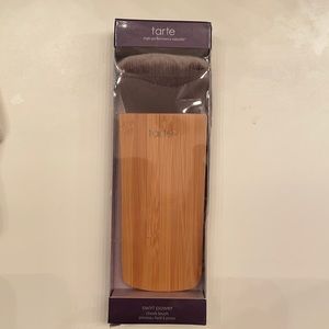 Tarte cheek makeup brush